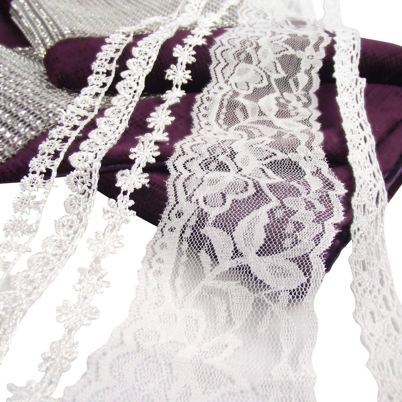 9 Metres of Assorted Cotton Lace