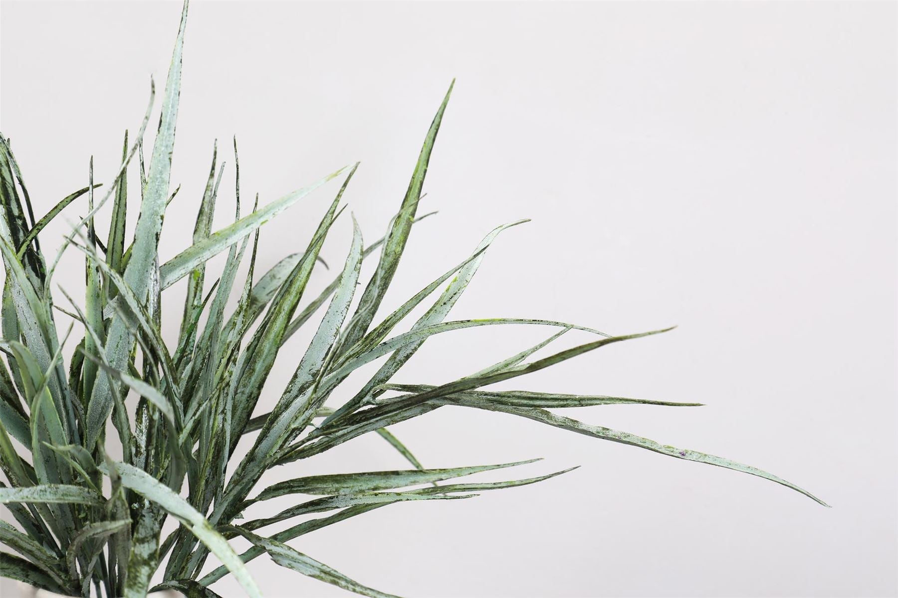 Frosted Effect Grass Bunch
