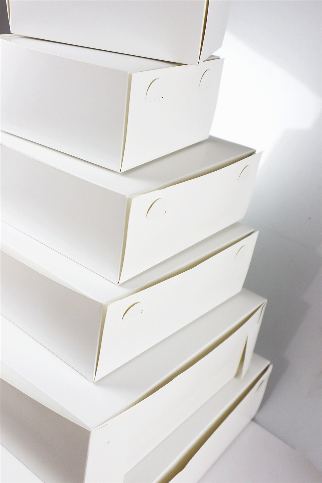 Wholesale Flat Fold-Over White Cake Boxes