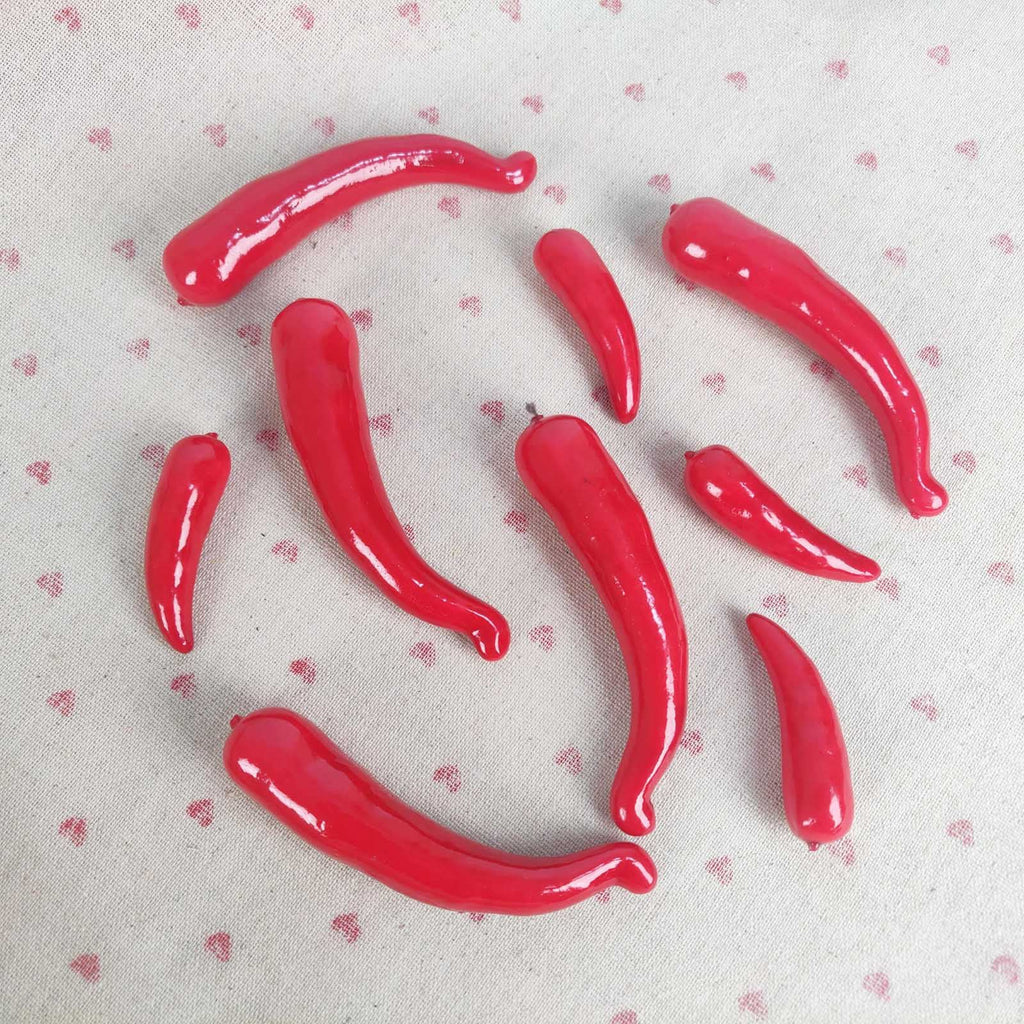 Set of 10 Multi-Size Red Artificial Chilis