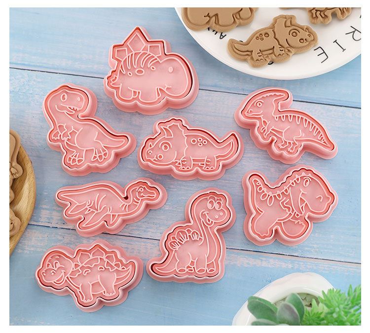 Set of 8 Premium Embossing Cookie Cutters