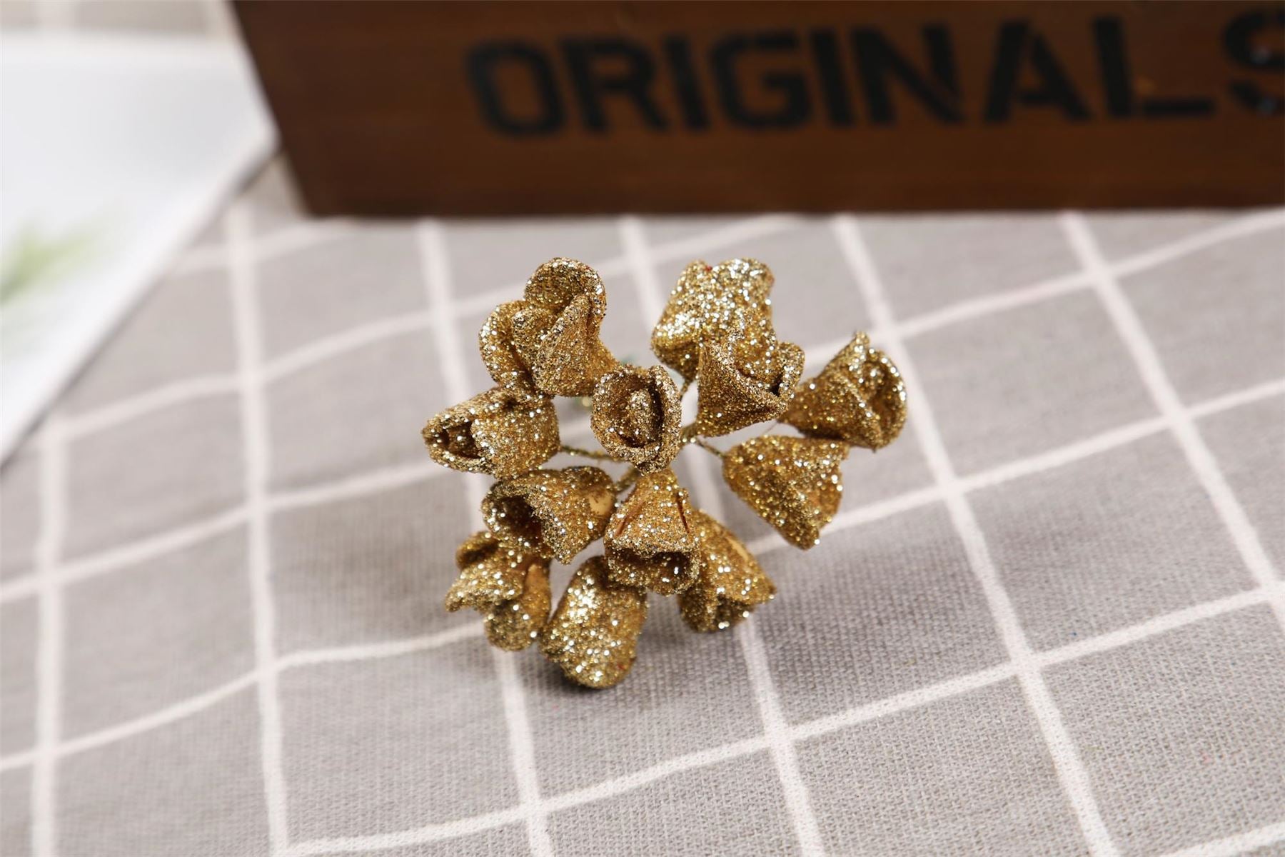 Bundle of 10 Mini Glitter Roses