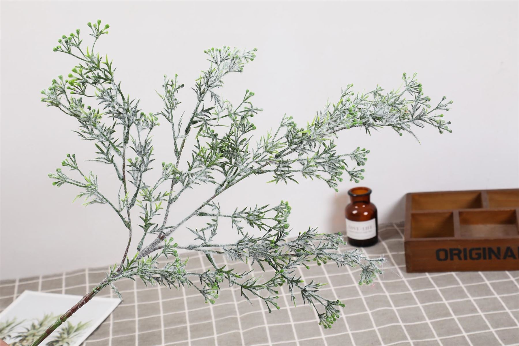 Extra Long Frost Effect Greenery Spray