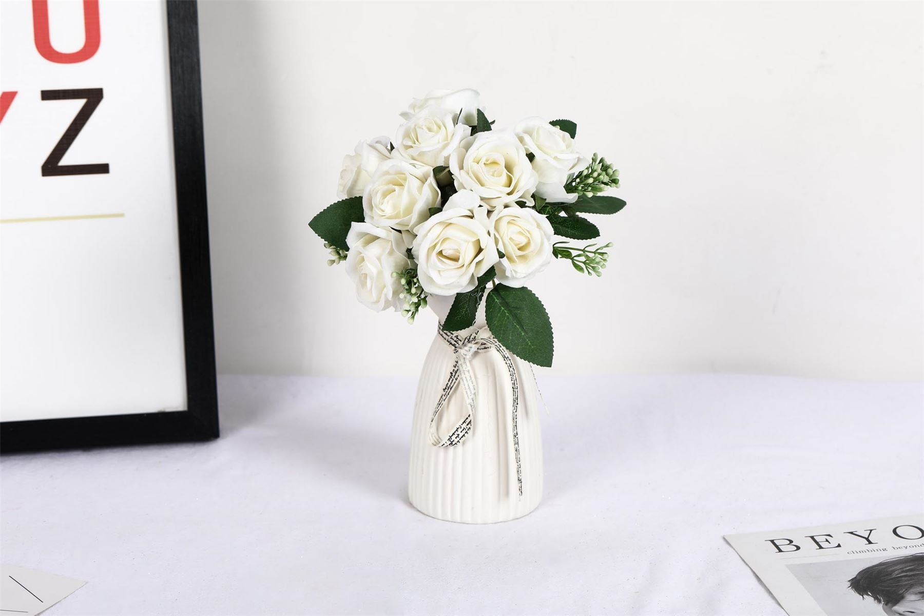 Hand Tied Bundle of 9 Roses