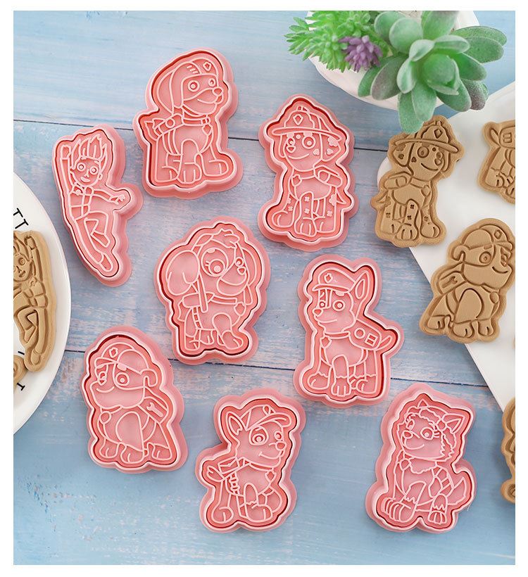 Set of 8 Premium Embossing Cookie Cutters