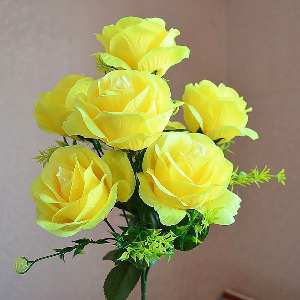 2x Bouquets of 7 Head Roses