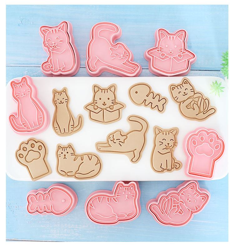 Set of 8 Premium Embossing Cookie Cutters