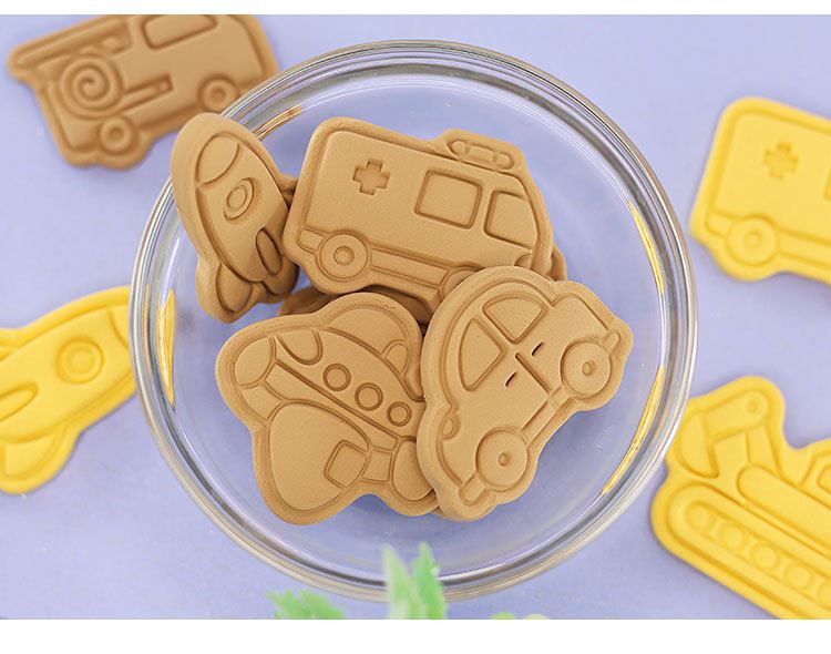 Set of 8 Premium Embossing Cookie Cutters