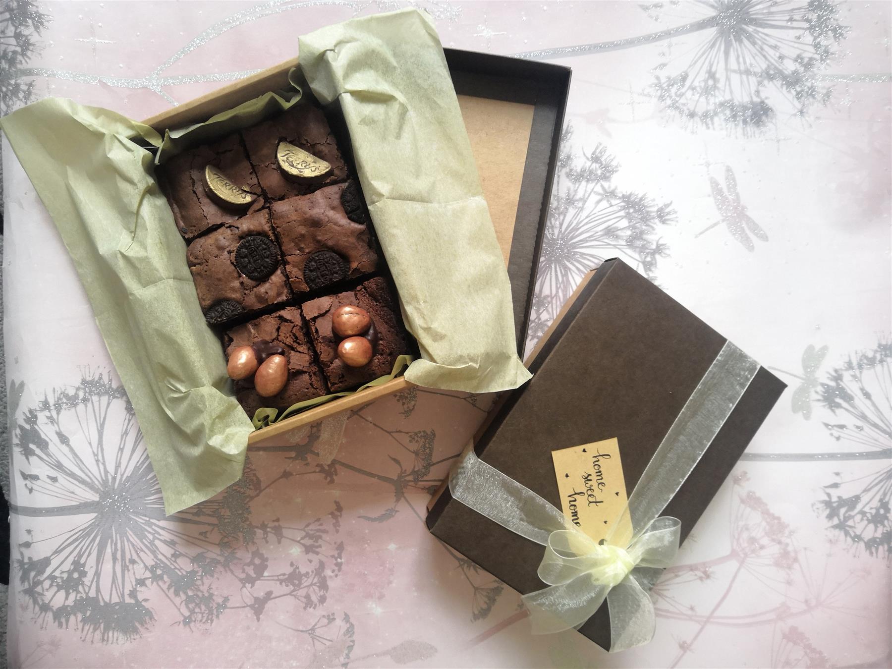 Deluxe Leather Effect Kraft Boxes