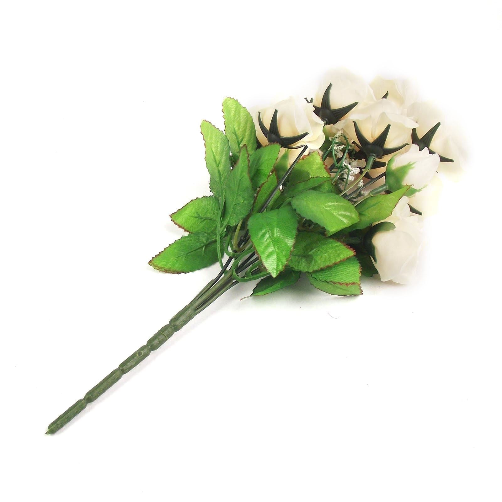 Bunch of 12 Varied Small Roses