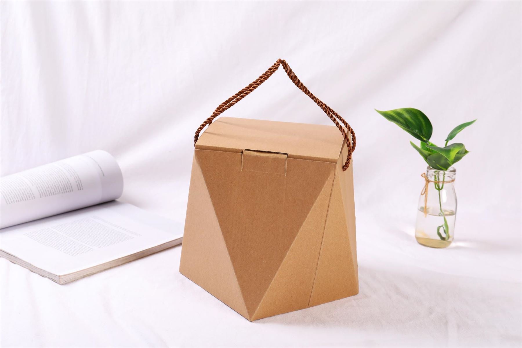 Geometric Closed Top Kraft Gift Box