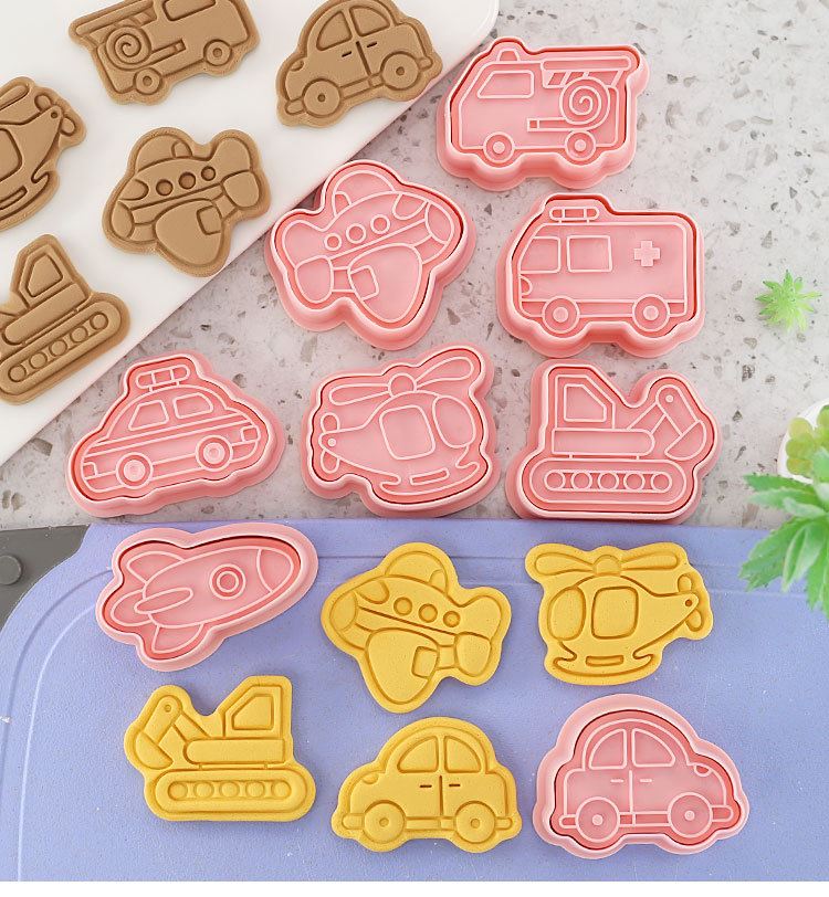 Set of 8 Premium Embossing Cookie Cutters