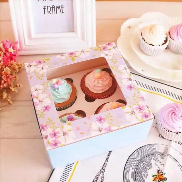 Vintage Floral Printed 4 Hole Cupcake Boxes