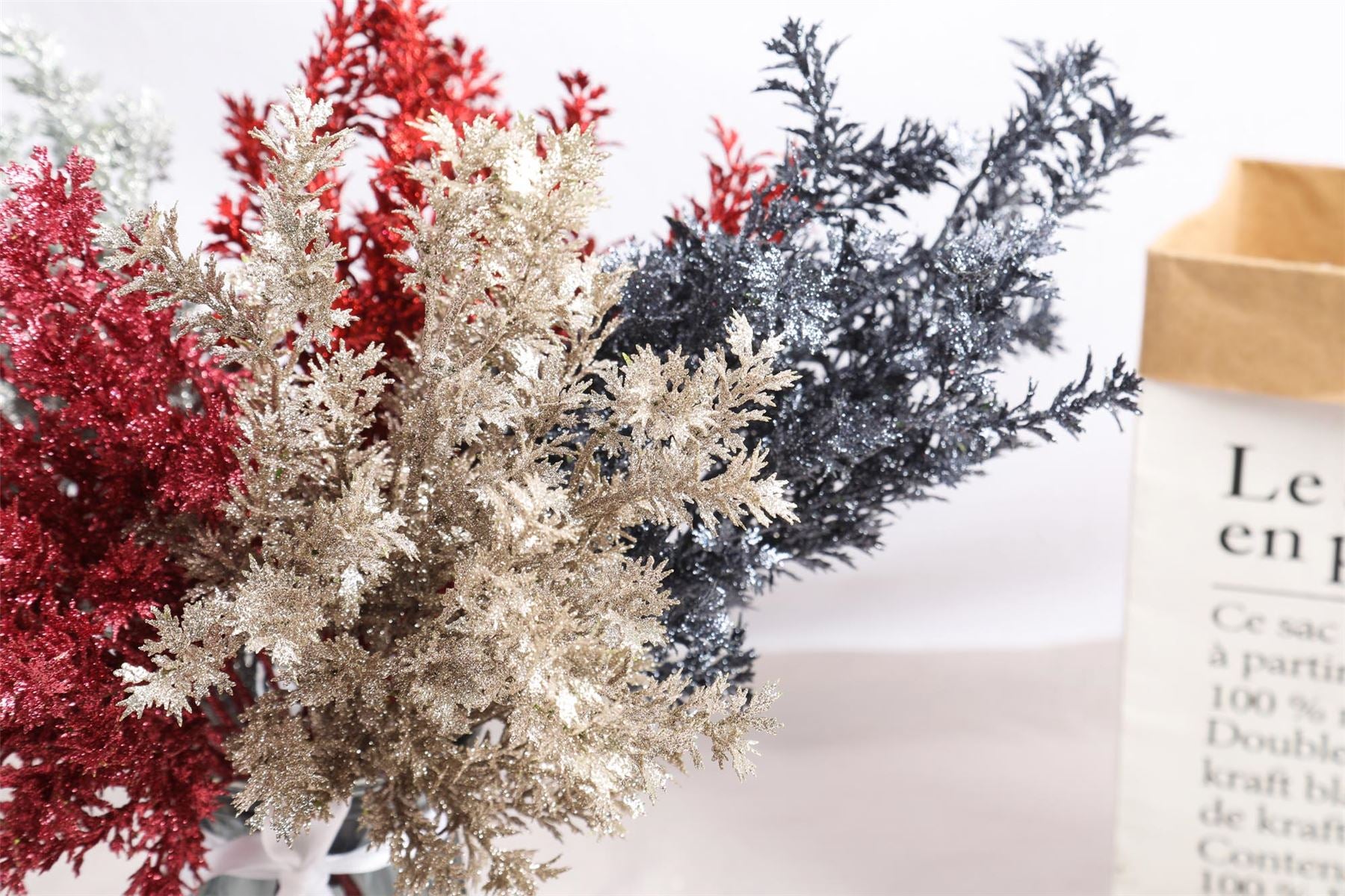 Heavy Glittered Frosty Leaf Bunch