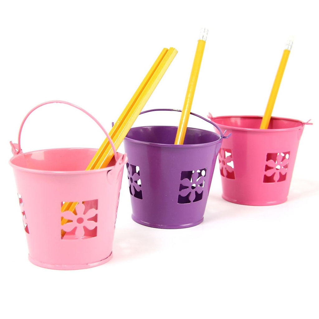 15x Mini Flower Punched Pail Favours