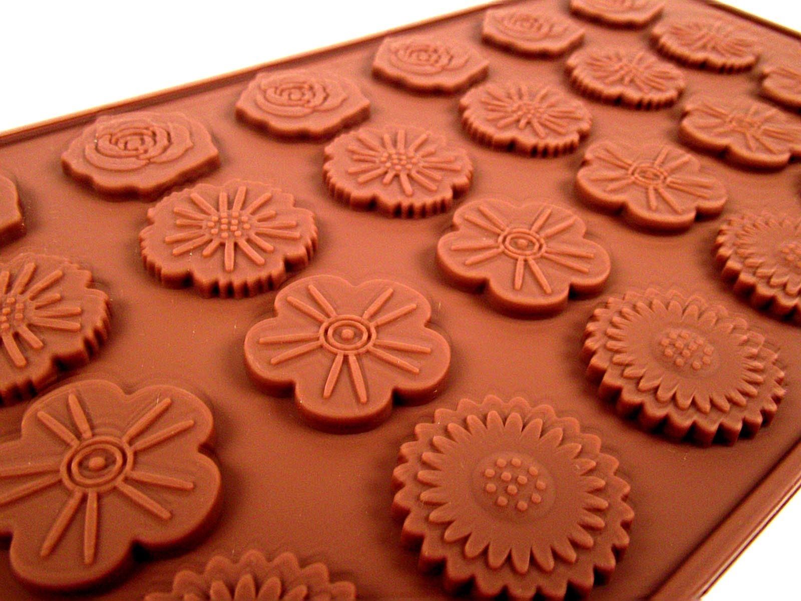 Set of 5 Button Silicone Moulds