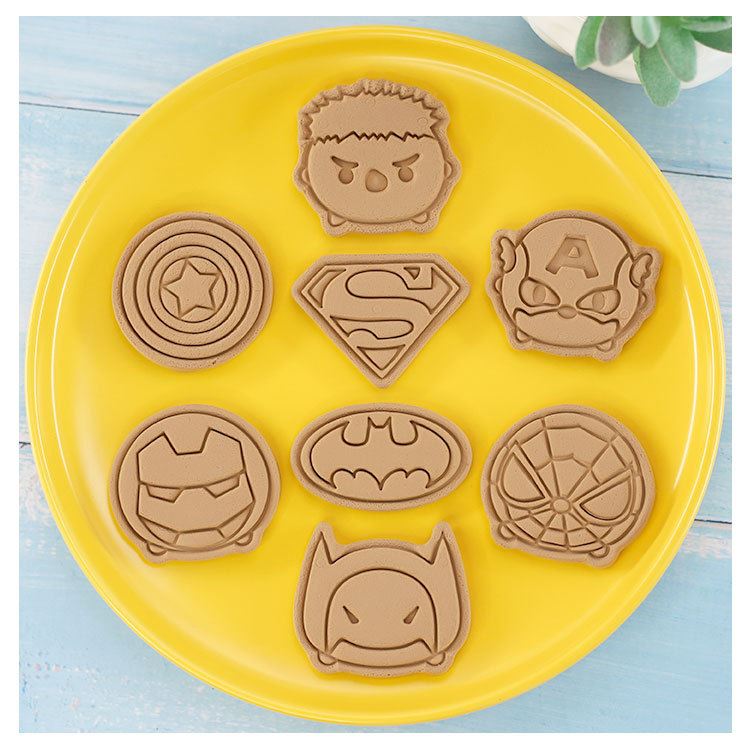 Set of 8 Premium Embossing Cookie Cutters