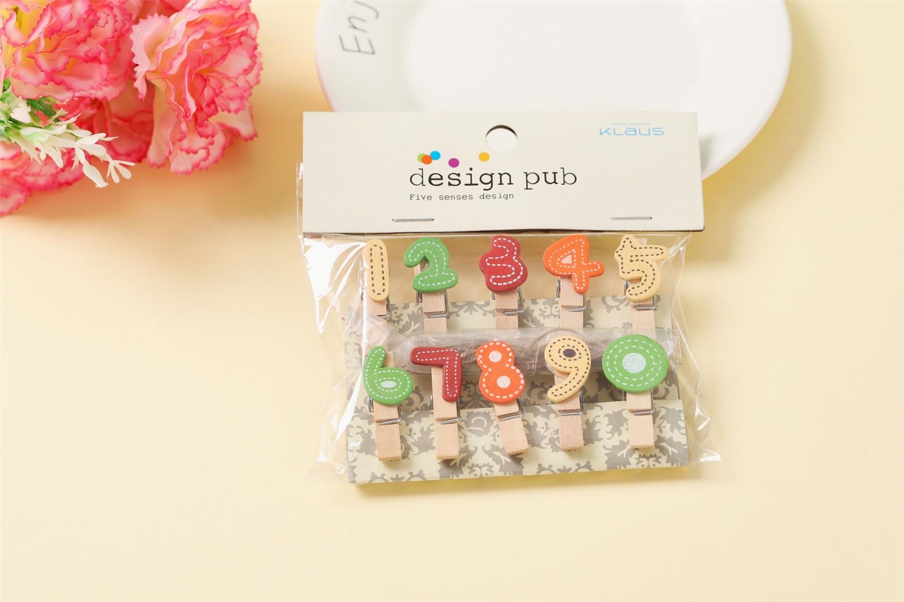 Fancy Printed Assorted Wooden Pegs