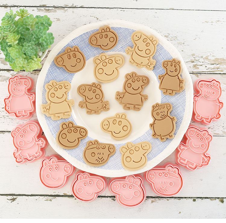 Set of 8 Premium Embossing Cookie Cutters
