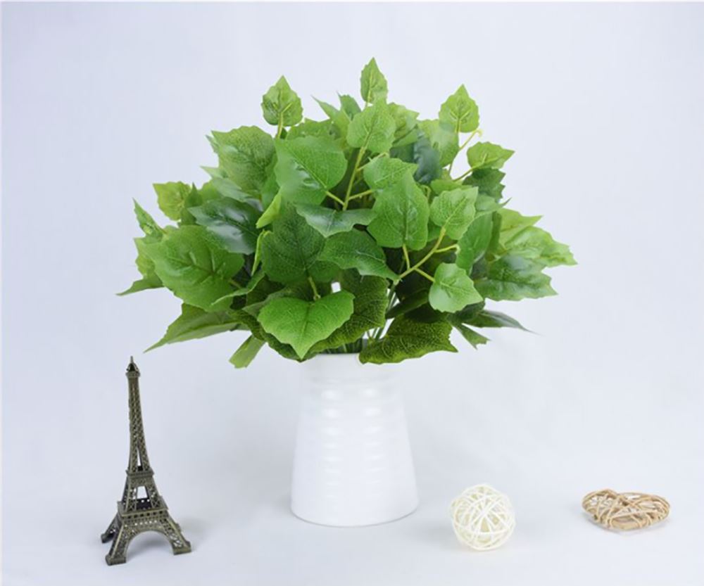 Glossy Foliage Bunches
