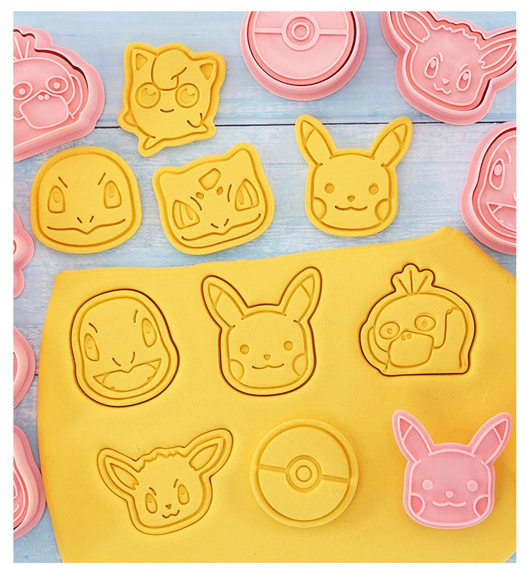 Set of 8 Premium Embossing Cookie Cutters