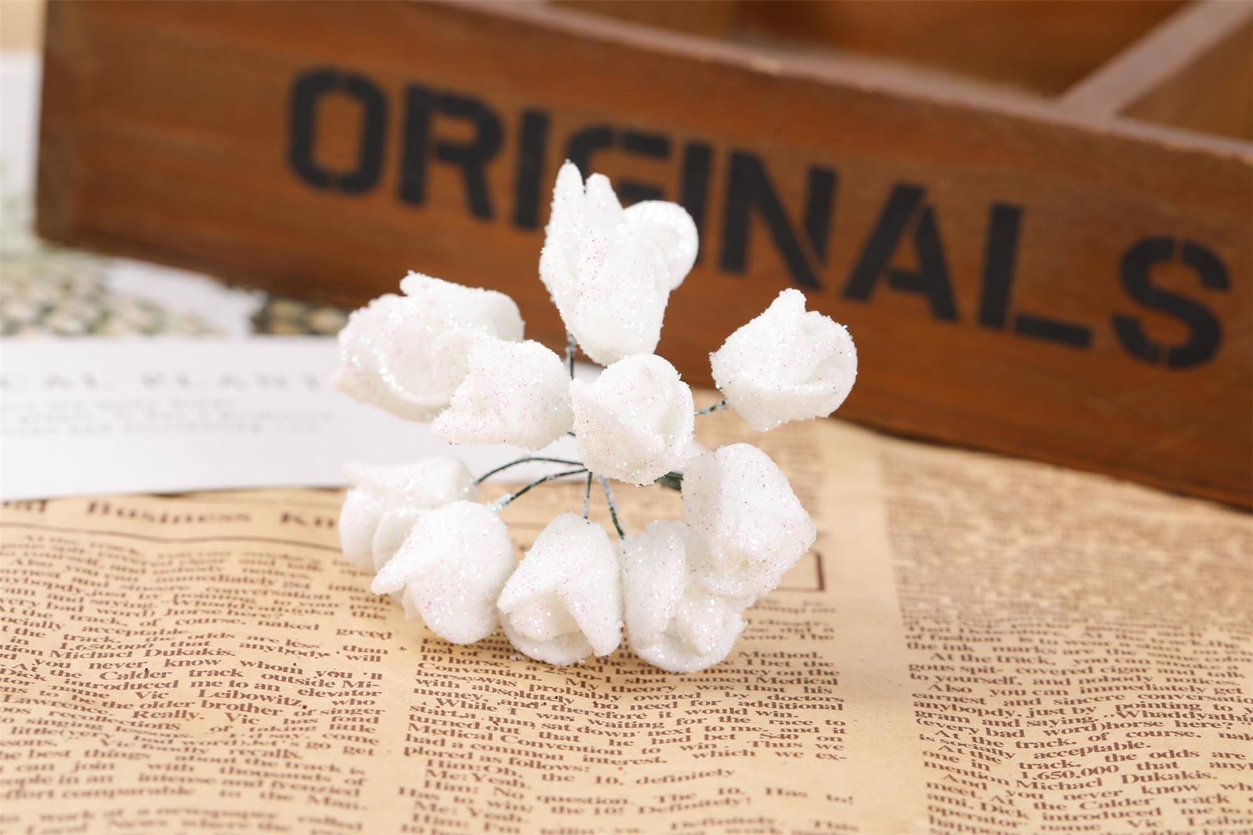 Bundle of 10 Mini Glitter Roses