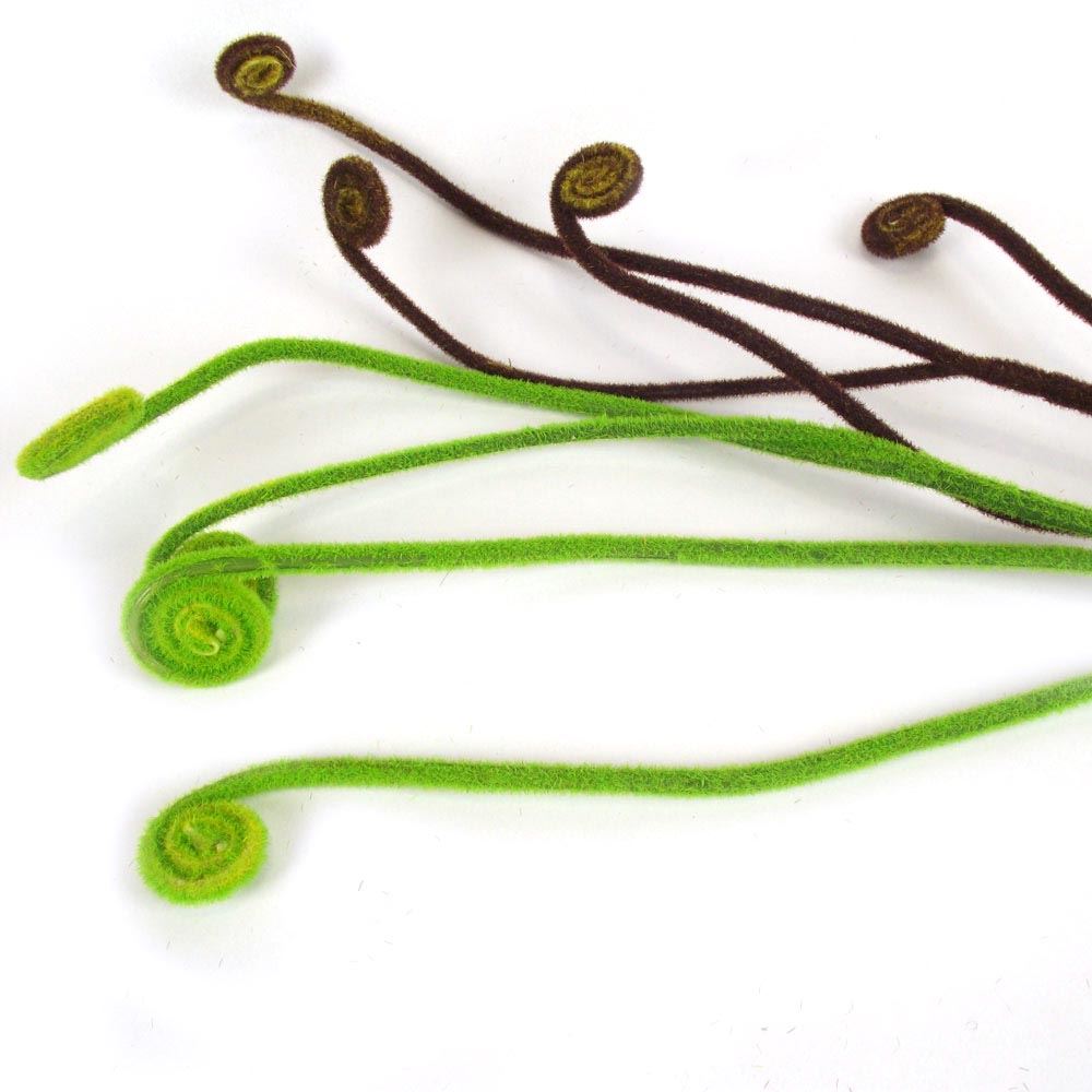 Long Fuzzy Vine Sprays