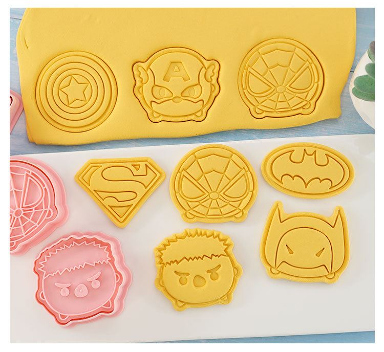 Set of 8 Premium Embossing Cookie Cutters