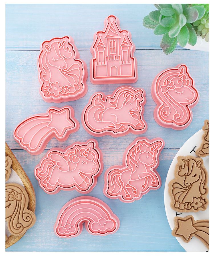 Set of 8 Premium Embossing Cookie Cutters